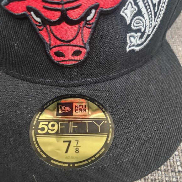 New Era Bulls Patchwork Undervisor 59Fifty Fitted Hat (Size 7 7/8) - NWT - Picture 7 of 8